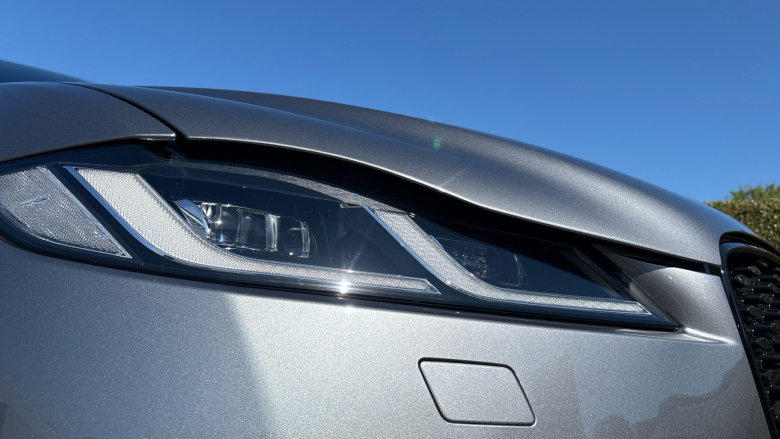 Jaguar F-Pace 2.0 D200 R-Dynamic SE Black 5dr Auto AWD Diesel Estate